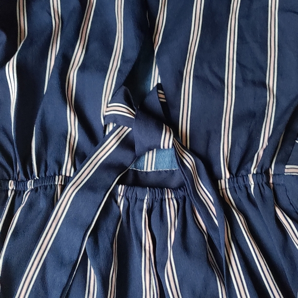 Jumpsuit - Picture 3 of 4